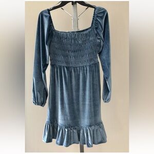 LC LAUREN CONRAD WOMENS SIZE XS VELVET SMOCKED MINI DRESS LONG SLEEVES Ps2
